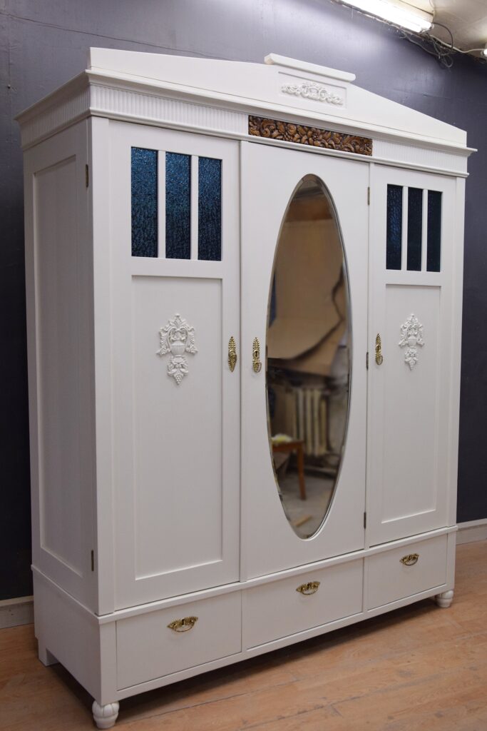 szafa secesyjna z wrocławia