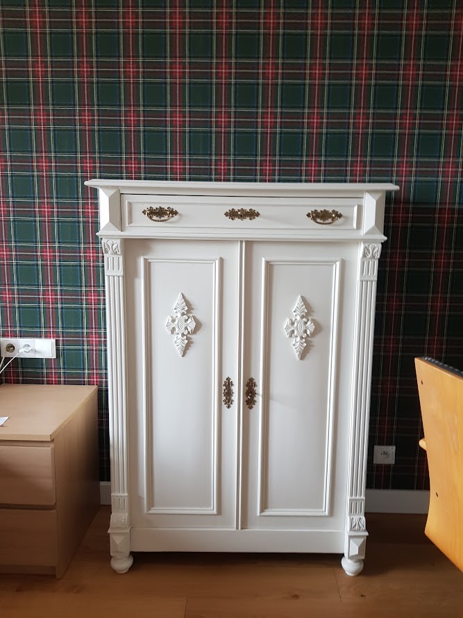 bieliźniarka eklektyczna schaby chic